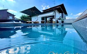 Other Garden - Luxury Bed And Breakfast
